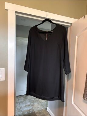 Dynamite Black V-Neck Mini Shift Dress